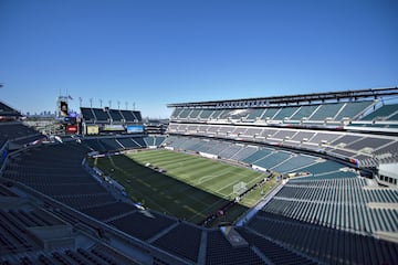 Es la casa de las Águilas de Filadelfia de la NFL. Cuenta con una capacidad de 68 mil 532 personas.