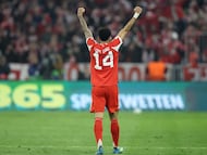 Bayern Munich's Colombian forward #14 Luis Diaz celebrates scoring the 3-3 goal during the UEFA Champions League quarter-final second leg football match between FC Bayern Munich and Real Madrid in Munich, southern Germany, on April 15, 2026. (Photo by Alexandra BEIER / AFP)