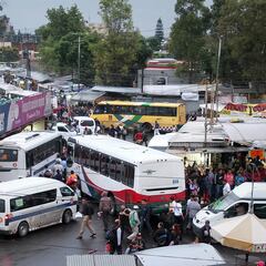Por qué se llama pesero al transporte público en México