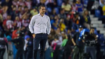 Fernando Gago head coach of Guadalajara during the 7th round match between America vs Guadalajara as part of the Liga BBVA MX, Torneo Apertura 2024 at Ciudad de los Deportes Stadium on September 14, 2024 in Mexico City, Mexico.