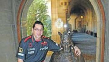 <b>CABEZA PENSANTE. </b>Chema, durante la concentración en León.