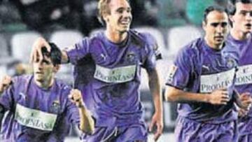 <b>RESOLUTIVO. </b>Víctor volvió a liderar al Valladolid y con su gol acerca aún más a los suyos a Primera.