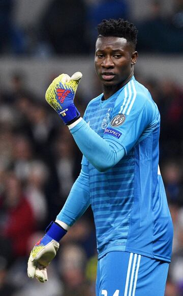 Tottenham, con Davinson Sánchez en la cancha, cayó en su casa ante Ajax en la semifinal de la Champions League. El gol de la victoria llegó a través de Van De Beek en el minuto 14.  
