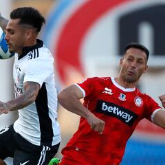 ¡Top 10 a la vista! El futbolista que busca convertirse en una leyenda chilena