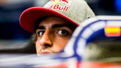 Carlos Sainz en el Toro Rosso en Sepang.