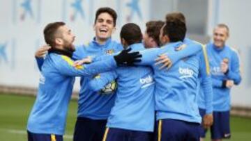 Piqué, Alba, Busquets y Bartra ya se entrenan con el Barcelona