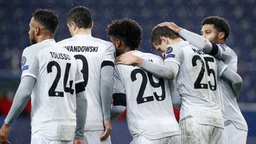 SALZBURG, AUSTRIA - NOVEMBER 03: Players of FC Bayern Muenchen celebrate their team's second goal during the UEFA Champions League Group A stage match between RB Salzburg and FC Bayern Muenchen at Red Bull Arena on November 03, 2020 in Salzburg, Aust