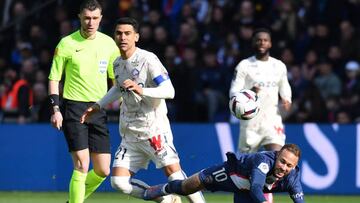 PARIS, FRANCE - FEBRUARY 19: Neymar JR  of PSG in action during the Ligue 1 match between Paris Saint-Germain (PSG) and Lille OSC (LOSC) at Parc des Princes stadium on February 19, 2023 in Paris, France (Photo by Christian Liewig - Corbis/Corbis via Getty Images)