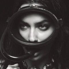 Irina Shayk también seduce como una buceadora