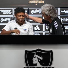 “Nunca pensé que, siendo tan pequeño, iba a lograr esto en Colo Colo, el equipo más grande de Chile... Es un sueño”