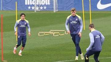 Simeone apuesta por los mismos que ganaron al PSV