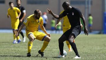 Adrián Ramos durante la pretemporada.