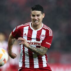 James Rodríguez celebra el día de velitas en Europa