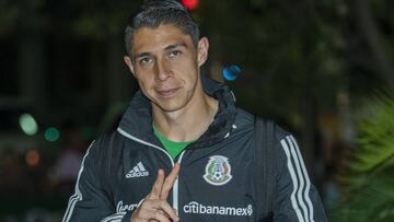 Hugo González tendría su primera titularidad con México