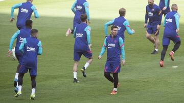 Messi cambia de look