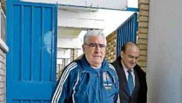 <b>PASO AL FRENTE. </b>Villanova, ayer, con el presidente Bandrés.