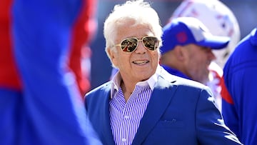 De acuerdo con el diario Bild de Alemania, el multimillonario y dueño de los New England Patriots, Robert Kraft, podría adquirir al Hertha Berlin.