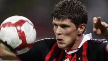 <b>SUPLENTE.</b> Huntelaar nunca ha disfrutado de la titularidad en el Milan con regularidad.