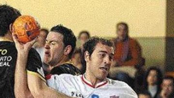 <b>DECISIVO.</B> Cadenas señala a Colón como pieza clave en León.