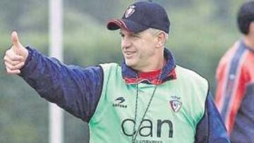 <b>SINCERO. </b>Javier Aguirre no quiere fichajes.