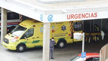 Aparcamiento de Urgencias del Hospital Valdecilla. Archivo.