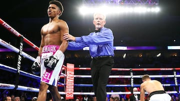 Shakur Stevenson en un combate.