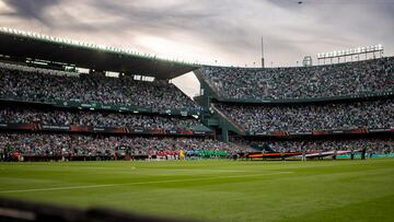 Tras los 20 primeros puestos encontramos varios equipos españoles: el Real Betis en el puesto 23 con un 84,7% de ocupación; el Athletic Club se encuentra en el puesto 36 con un 84,2% de ocupación; el Valencia CF en el pueto 39 con un 87,6% y el FC Barcelona en el puesto 41 con un 85,3% de ocupación. 