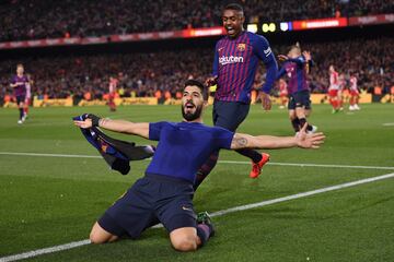 1-0. Luis Suárez celebró el primer gol.