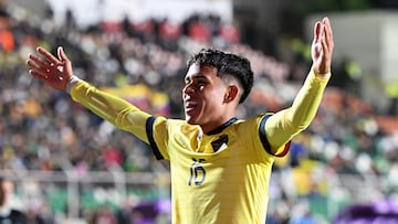 Ecuador's midfielder Kendry Paez celebrates after scoring during the 2026 FIFA World Cup South American qualification football match between Bolivia and Ecuador at the Hernando Siles stadium in La Paz, on October 12, 2023. (Photo by AIZAR RALDES / AFP)