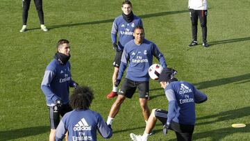 Danilo, durante un entrenamiento del Real Madrid junto con Cristiano, Marcelo, Coentrao y James.