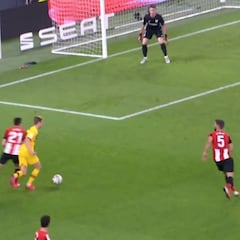 El posible penalti a De Jong que tiene al barcelonismo indignado