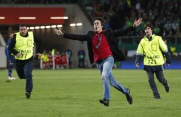 Football Soccer - Wolfsburg v Real Madrid - UEFA Champions League Quarter Final First Leg - Volkswagen Arena - 6/4/16 A fan invades the pitch during the game EDITORIAL USE ONLY.