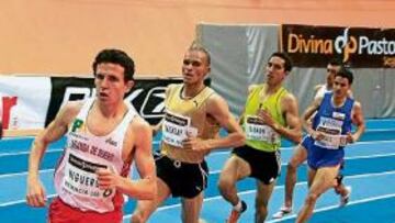 <b>EN FORMA. </b>Higuero, en un momento de la carrera de ayer.