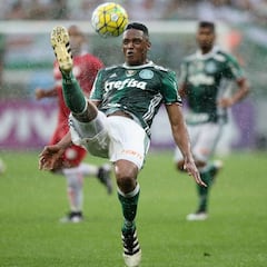 La lesión de Yerry Mina lo deja tres meses sin jugar