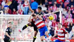 18/02/24  PARTIDO PRIMERA DIVISION 
GRANADA CF - UD ALMERIA 
En la imagen Choco Lozano (UD Almeria) y Miguel Rubio (Granada CF)