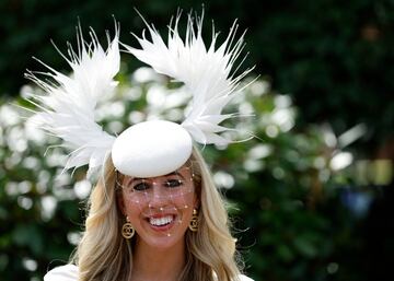 Esta semana se celebra en Ascot, al sur de Inglaterra, la tradicional y pintoresca carrera de caballos con la presencia de la realeza británica.