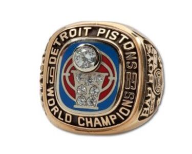 Campeón: DETROIT PISTONS. Final: Pistons 4-Pistons 0. MVP: Joe Dumars.