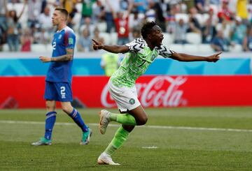 Ahmed Musa celebra el primer gol del partido.