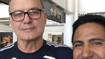 Bielsa causa sensación en su sorpresiva visita a Antofagasta