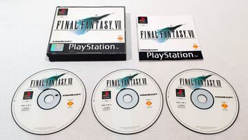 Final Fantasy VII lleg&oacute; en tres discos y sumaba algo m&aacute;s de 1.7 GB.