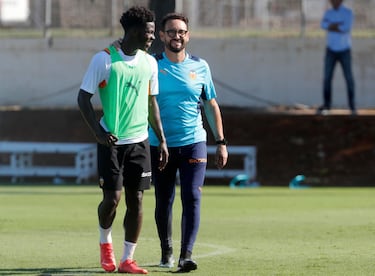 Bordalás con Yunus.