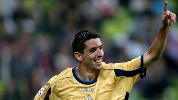 Makaay convenció al Bayern de su fichaje con su hat-trick en Munich