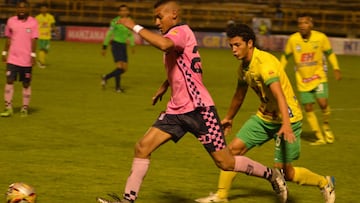 Boyacá Chicó derrotó a Jaguares y le descontó distancia al Atlético Huila en el descenso a falta de cuatro fechas para que termine la Liga Águila II-2018.