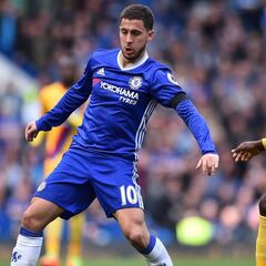 Hazard deja al Chelsea rozando el título de la Premier