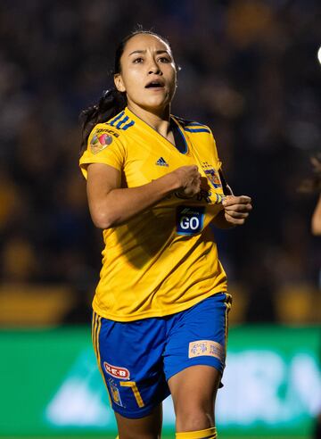 La capitana de Tigres mostró que su medio campo es uno de los mejores del torneo, su recuperación de balón, buen visión del campo e incorporación a la ofensiva han ayudado a su equipo a ser subcampeón.