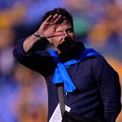 Prometió refuerzos para Rayados y hasta ahora no ha cumplido