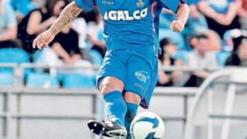 El central azulón Mario.