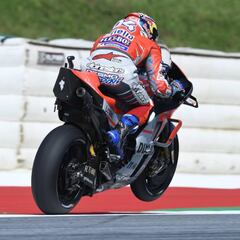 Ducati empieza a meter miedo: Dovi, Lorenzo y Petrucci arriba
