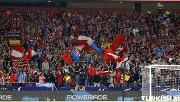 Imagen de la afici&oacute;n del Atleti ante el Villarreal en el partido del Wanda Metropolitano.