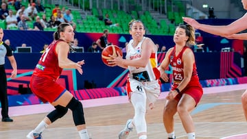 Silvia Domínguez, base de la Selección, en semifinales frente a Hungría.